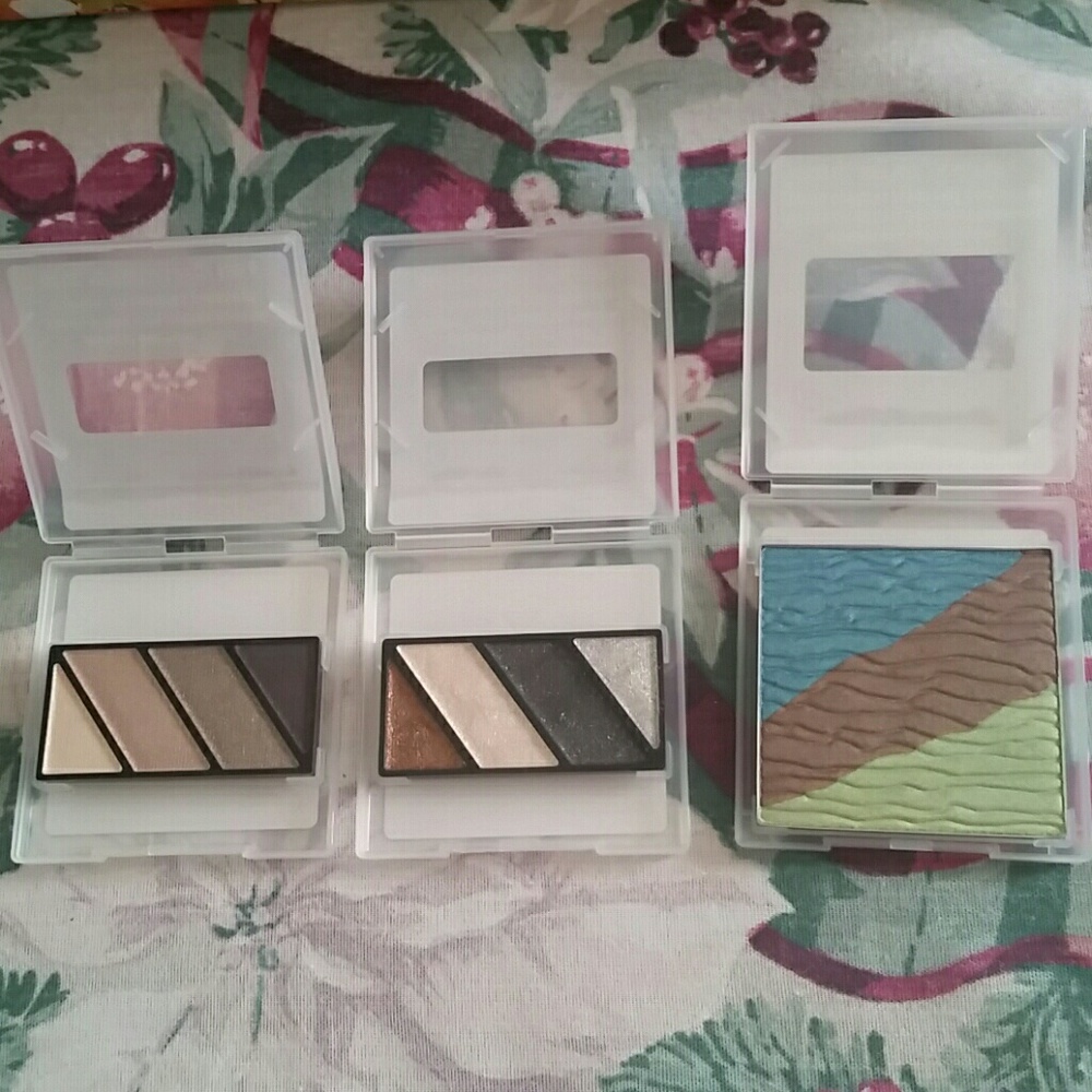 Eye shadow quads set